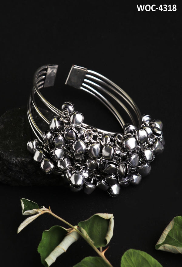 Women's Matt Silver  Oxidised Ghungroo Bracelet - Kamal Johar