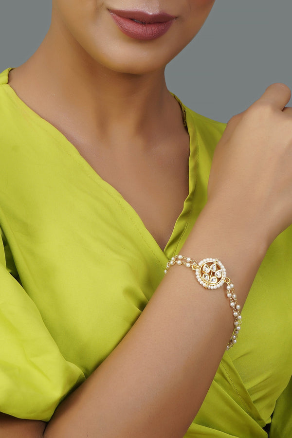Women's Green White Gold Tone Kundan Bracelet - Femizen