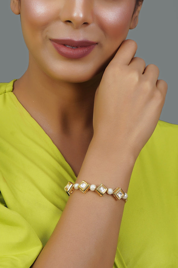 Women's White Gold Tone Kundan Inspired Pearl Bracelet - Femizen